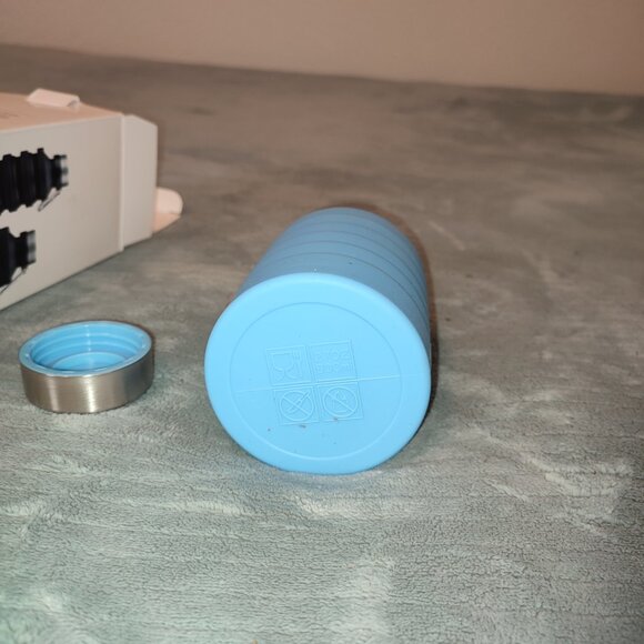 NEW Teal Blue Foldable Water Bottle Sport Silicone Portable Extensible Hiking - Picture 7 of 12